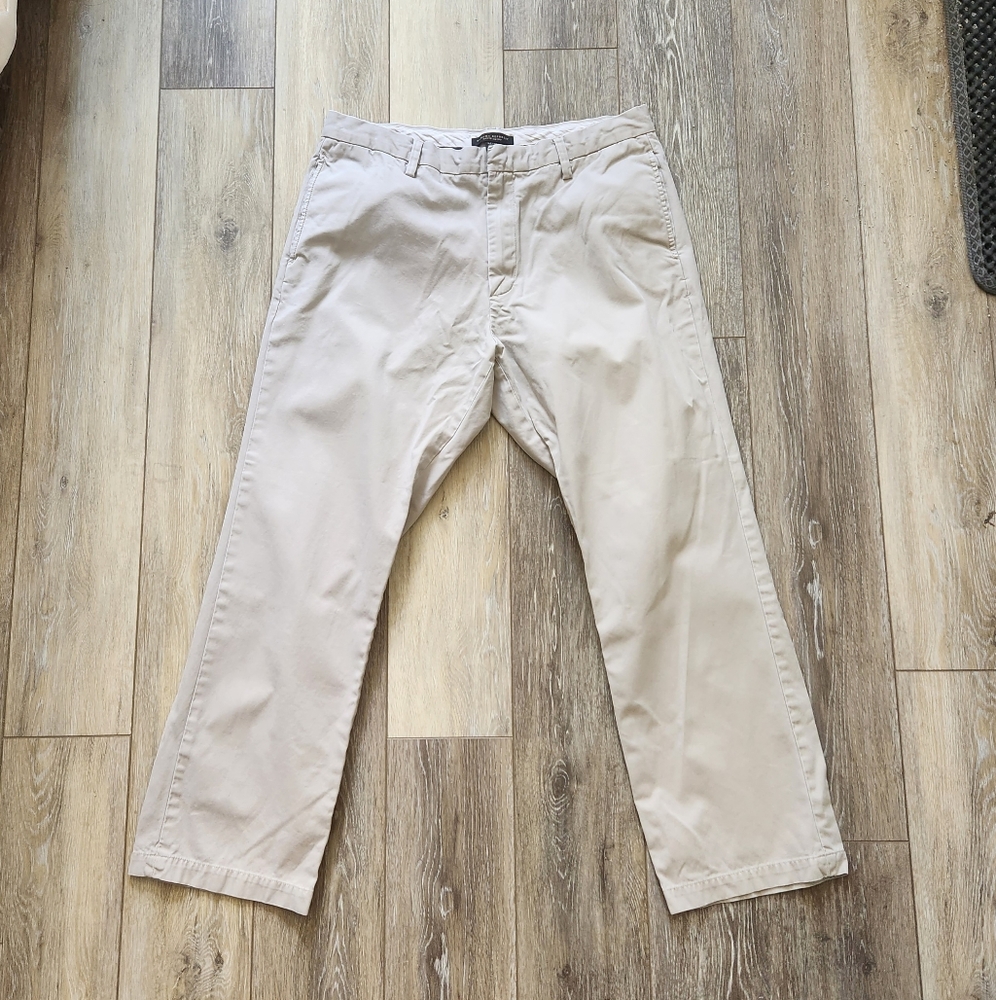 SOLD Banana Republic 34x30 Gavin Chino